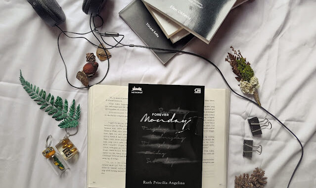 Book Review Forever Monday - Ruth Priscilia Angelina