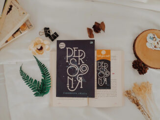 Book Review Persona - Fakhrisina Amalia